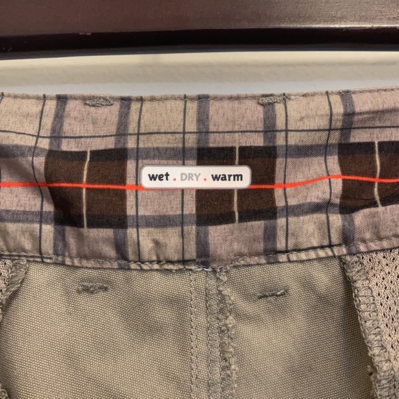 Lululemon Beige Midweight Cargo Shorts Size 36 - Picture 7 of 10